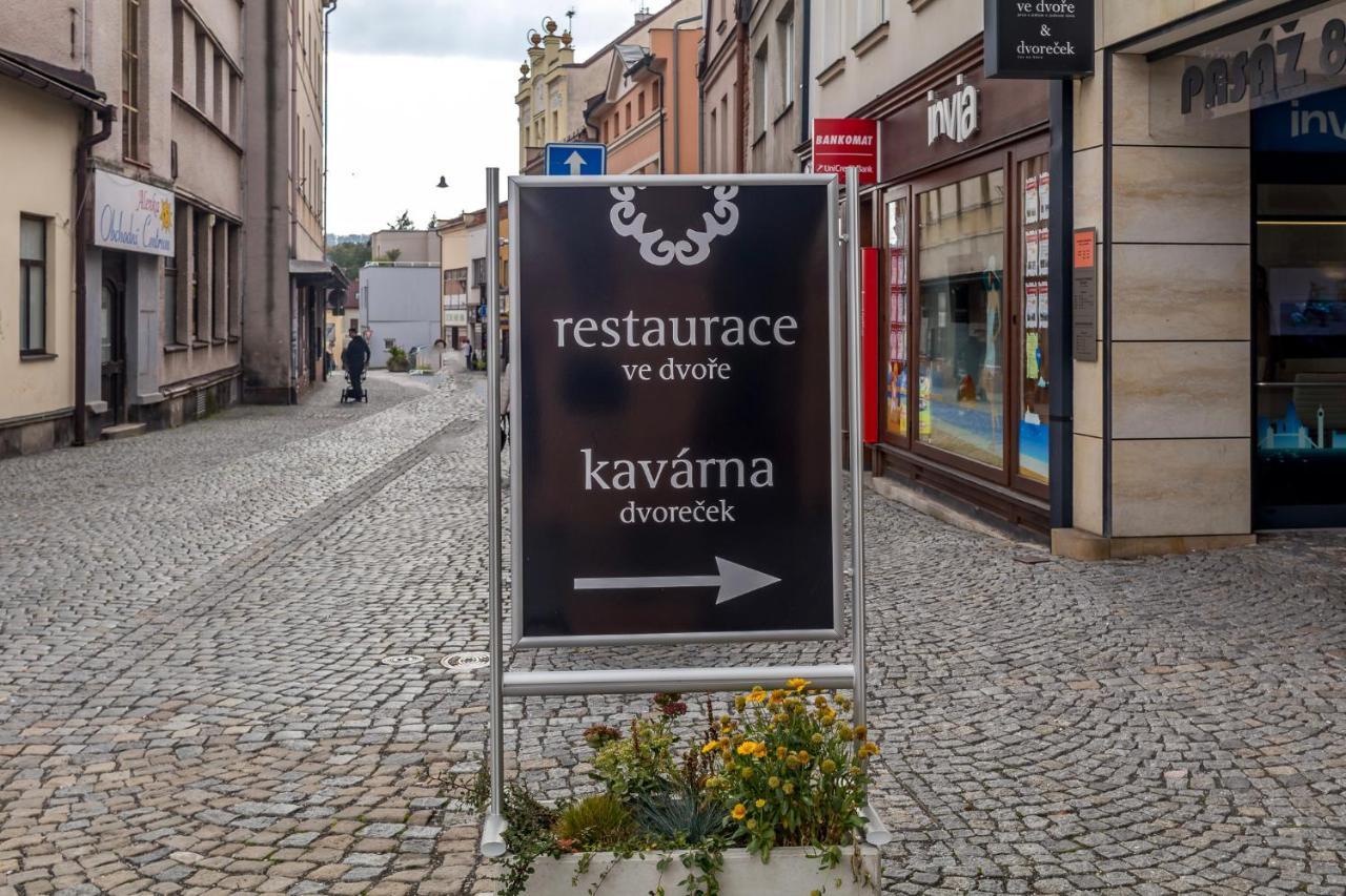 Penzion Na Namesti Dvůr Králové nad Labem 외부 사진